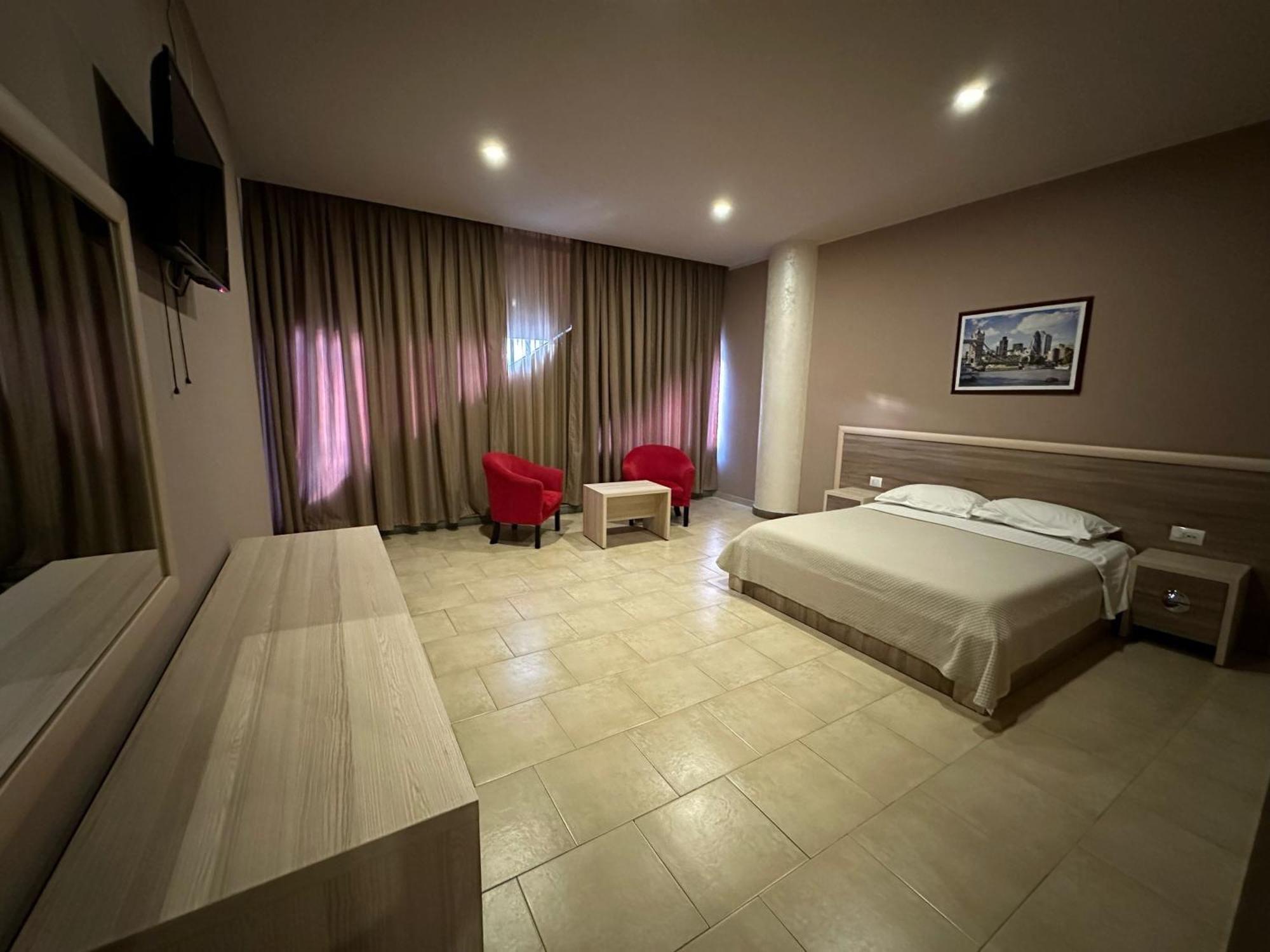 Hotel Terminal Tirana Bregu i Lumit 外观 照片