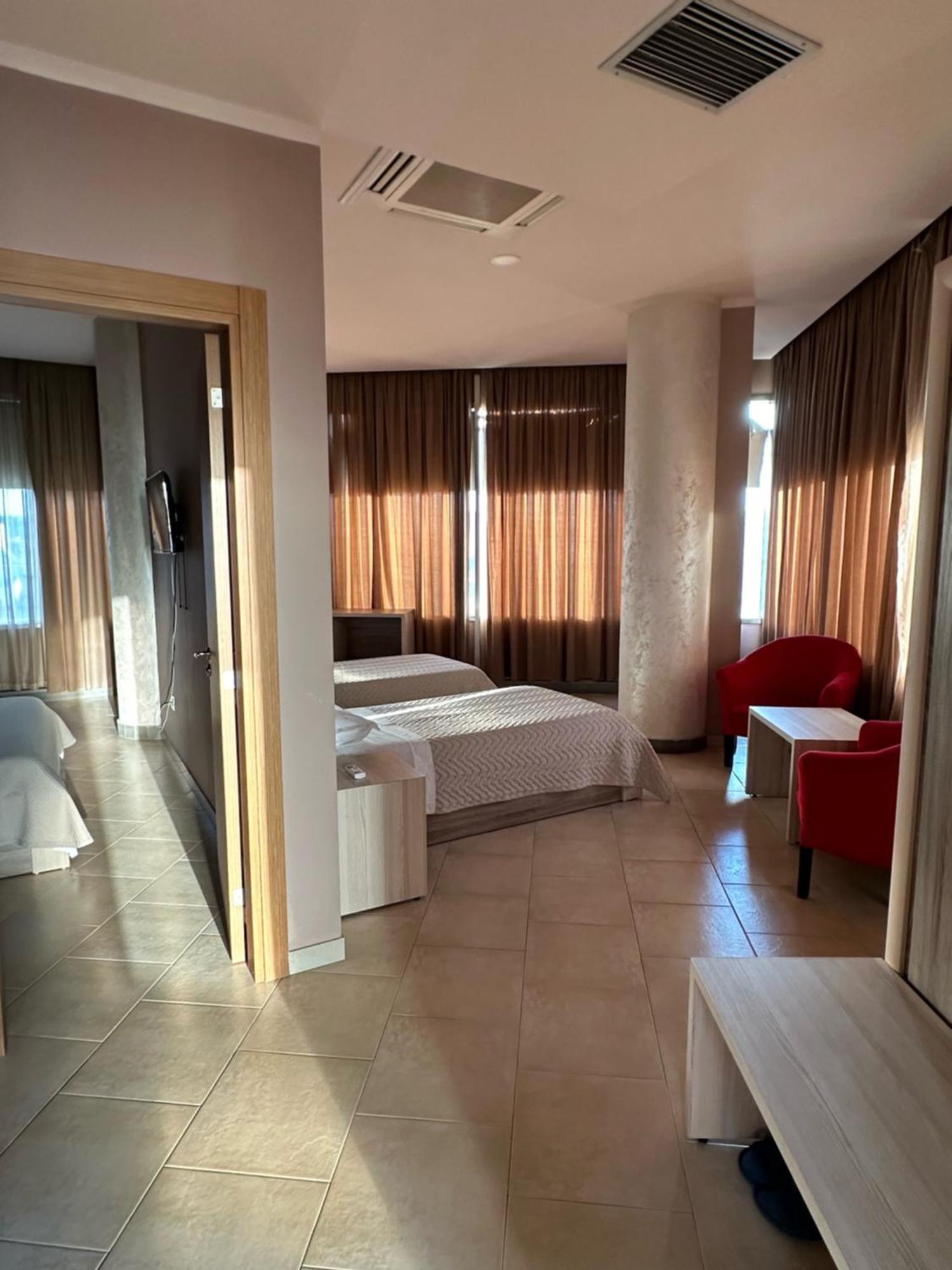Hotel Terminal Tirana Bregu i Lumit 外观 照片